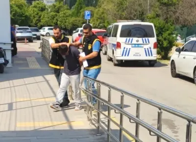 Adana'da Arkadaşını Bıçaklayarak Öldüren Şüpheli Tutuklandı