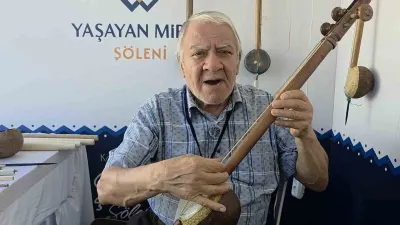 Kütahya'da Rebap Geleneğini Yaşatan Son Usta: Ahmet Bitirim