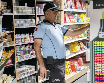 Kuşadası Belediyesi’nden Kırtasiyelere Sıkı Fiyat ve Etiket Denetimi