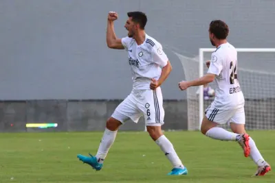 Milli Futbolcu Ceyhun Gülselam Futbolu Bıraktığını Açıkladı