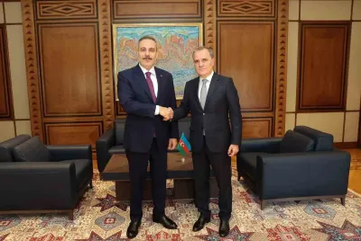 Bakan Hakan Fidan Bakü'de: Azerbaycan Dışişleri Bakanı Ceyhun Bayramov ile Görüştü