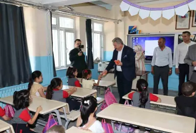 Melikgazi Belediye Başkanı Palancıoğlu'ndan Okul Ziyareti