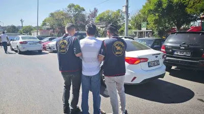 11 Yıl 6 Ay Hapis Cezasıyla Aranan Dolandırıcılık Firarisi İstanbul'da Yakalandı