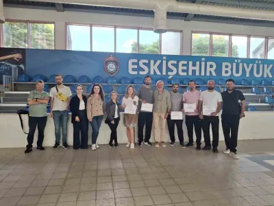 Kentpark Kapalı Yüzme Havuzu'nda Havuz Suyu Mesul Müdür Eğitimi Gerçekleştirildi