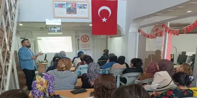 Hakkari'de Ailelere Yönelik 'Okul ve Aile' Semineri Düzenlendi