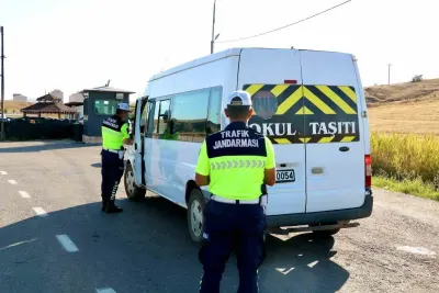 Bayburt’ta Yeni Eğitim Sezonunda Okul Çevreleri ve Servis Araçlarına Sıkı Denetim