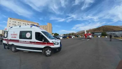 Bitlis'te Doğan 1 Günlük Bebek Kalp Rahatsızlığı Nedeniyle Helikopter Ambulansla Van'a Sevk Edildi