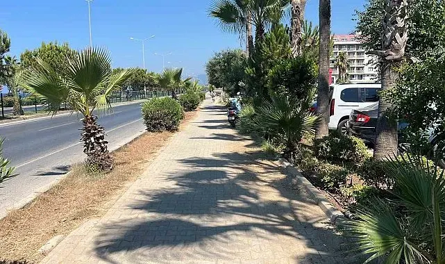 Otelin önüne bıraktığı motosikleti sabah göremeyince hırsızlığı güvenlik kamerasından gördü