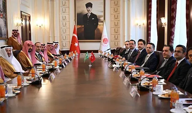 Adalet Bakanı Gürlek, Suudi mevkidaşı Al Smani ile bir araya geldi