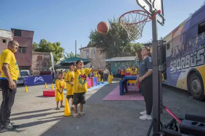 Mersin'de Sporbüs Projesi ile Kırsaldaki 26 Bin Çocuk Sporla Buluştu