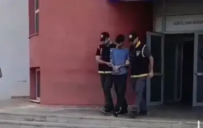 Adana'da 30 Yıl Hapis Cezasıyla Aranan Firari Hükümlü Yakalandı