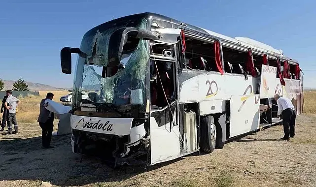 Kütahya'daki otobüs kazasında 25 yaralı taburcu edildi