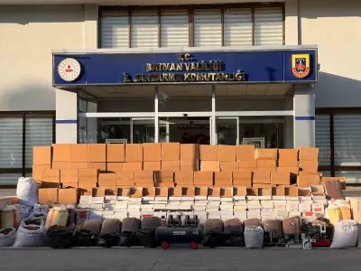 Batman'da Kaçakçılık Operasyonu: 2 Gözaltı ve Tonlarca Malzeme Ele Geçirildi