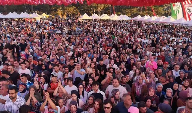 Samsun Festivali'ni duyan 75 bin kişi yaylaya akın etti