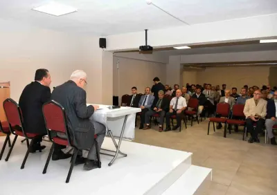Bilecik'te Görevden Alınan Müftü Ahmet Dilek İmam Hatiplerle Vedalaştı