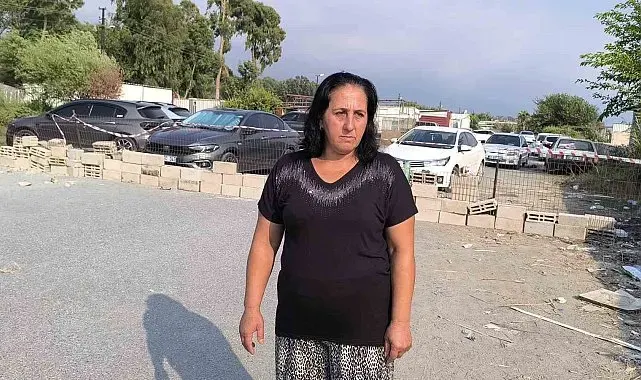 İş yerine ruhsat verilmeyince yolu kapattı: "Burada yol diye bir şey yok, burası bizim arsamızın içinde"