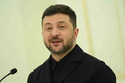Ekranlardan Cepheye: Ukrayna Lideri Zelenskiy'nin Çalkantılı Siyasi Serüveni