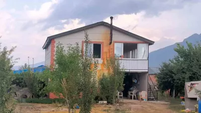 Antalya'da Korkunç Cinayet: Boşanma Aşamasındaki Eşini ve Ailesini Vurarak Öldürdü