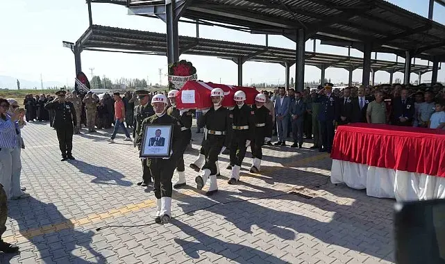 Hava Harp Okulu öğrencisi Veli Bilgin, memleketi Niğde'de son yolculuğuna uğurlandı