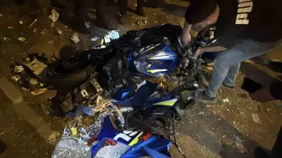 Bursa'da Yolun Bittiğini Fark Etmeyen Motosiklet Sürücüsü Boş Alana Uçtu