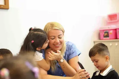 Merkezefendi Belediye Başkanı Şeniz Doğan’dan Kreşteki Miniklere Ziyaret