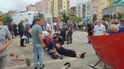 Giresun'da Kavşakta Dehşet Anları: 4 Yaralı, Kaza Kamerada