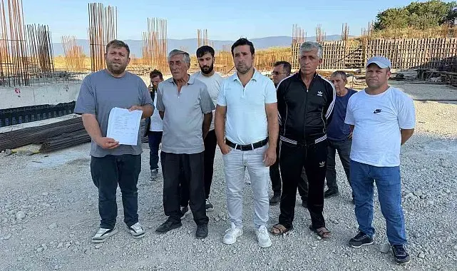 Bolu'da üniversite inşaatında maaşlarını alamayan işçiler 2 haftada 4 kez vince çıktı: "20 gündür yemek ve su yok"