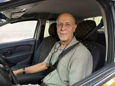 İzmir'de duyarlı taksici: Kalp krizi şüphesiyle fenalaşan yolcusunu hastaneye yetiştirdi