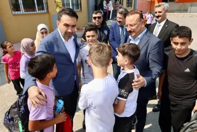 Mersin AK Parti İl Başkanı Adem Aldemir'den Yeni Eğitim Yılında Öğrencilere Ziyaret