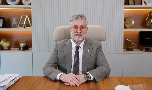 Prof. Dr. Ersoy Kocabıçak: "Beyin sağlığını korumak, hastalıkları tedavi etmek kadar önemli"