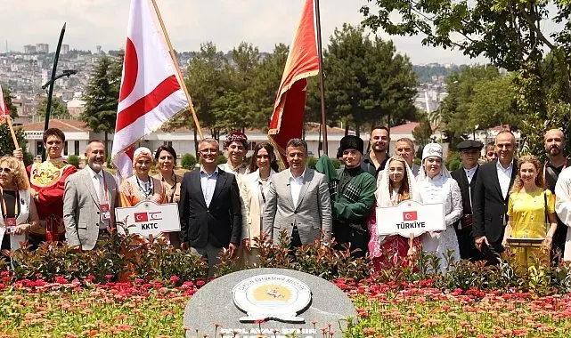 12 ülkenin halk dansları ekipleri Samsun'da