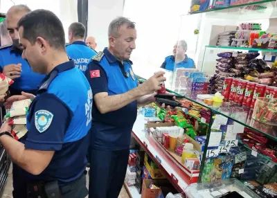 Akdeniz'de Okul Kantinlerine Sıkı Denetim: Son Tarihi Geçmiş Ürünlere Ceza