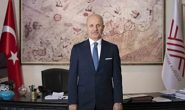 YÖK Başkanı Özvar: "Sevgili gençler, yapay zeka, dijital teknolojiler ve geleceğin mesleklerine yönelik programlarımızı değerlendirmenizi tavsiye ediyorum"