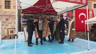 Samsun'da Yağmur Altında Ahilik Haftası Coşkusu: Yılın Ahisi 72 Yaşındaki Terzi Oldu
