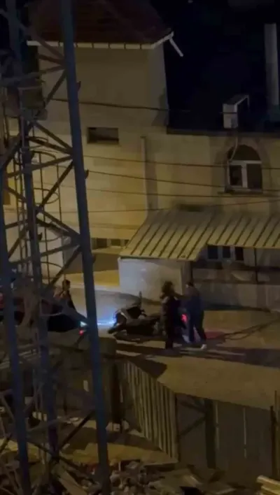 Pendik'te Trafikte Dehşet Anları: Sürücü Motosikletçiye Saldırdı