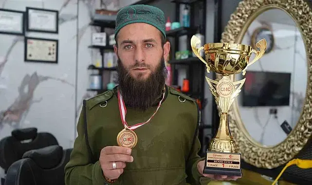 Tereddütle gitti, şampiyon döndü: "Takke ve sakalımla beni kınarlar sandım"