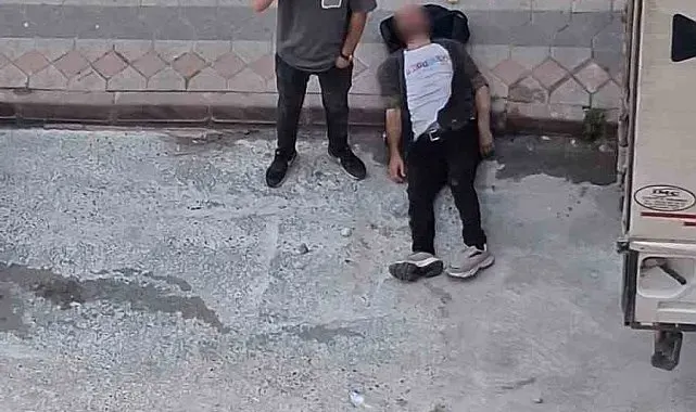 Arnavutköy'de akıl almaz anlar: Kafasını defalarca kamyonet kasasına vurup kendisini bayılttı