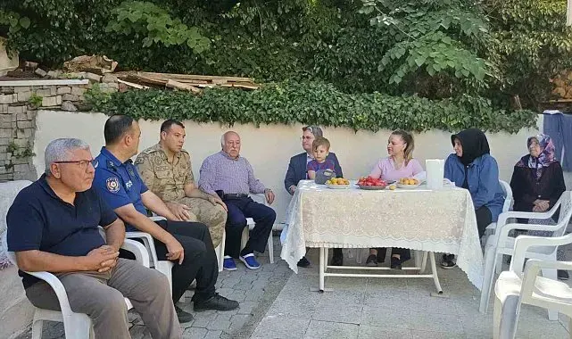 Kıbrıs gazisine minnet ziyareti