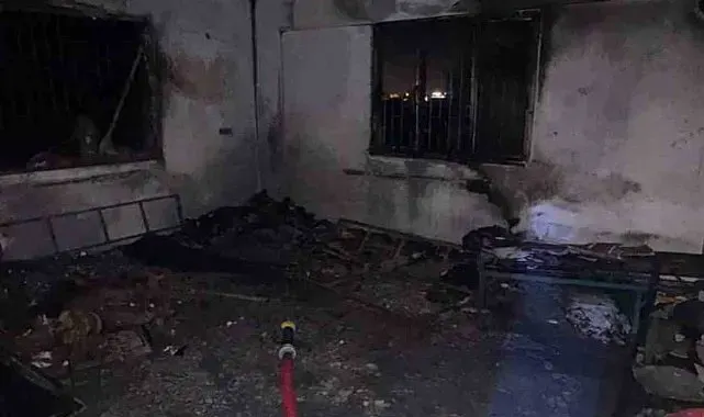 Antakya'da çıkan yangında ev kullanılmaz hale geldi