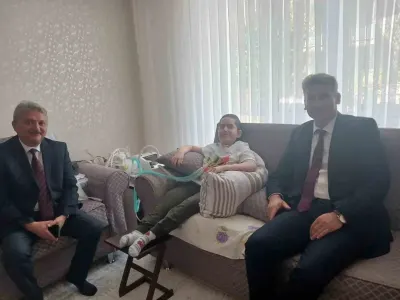 Beyşehir’de Evde Eğitim Gören Öğrencilere Anlamlı Ziyaret