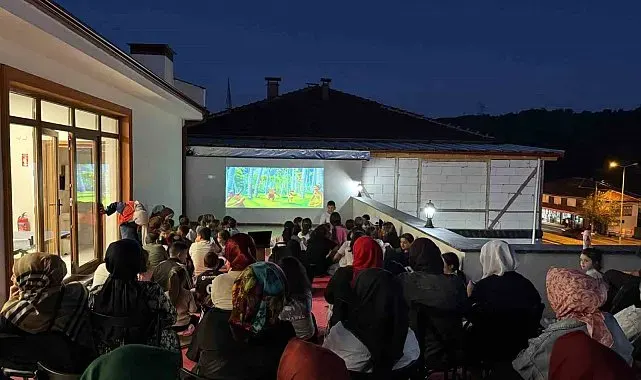 Düzce Genç Ofis'ten sinema gecesi