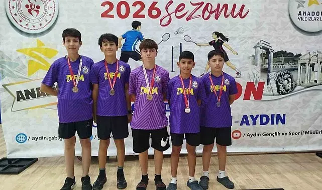Aydınlı badmintoncular yarı finale yükseldi