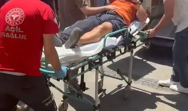İzmir'de silahlı saldırı: Kaçmaya çalışan saldırganı trafik polisi yakaladı