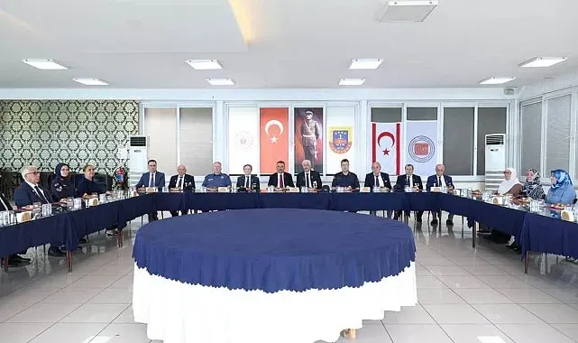 Vali Hacıbektaşoğlu, Kıbrıs gazileriyle bir araya geldi