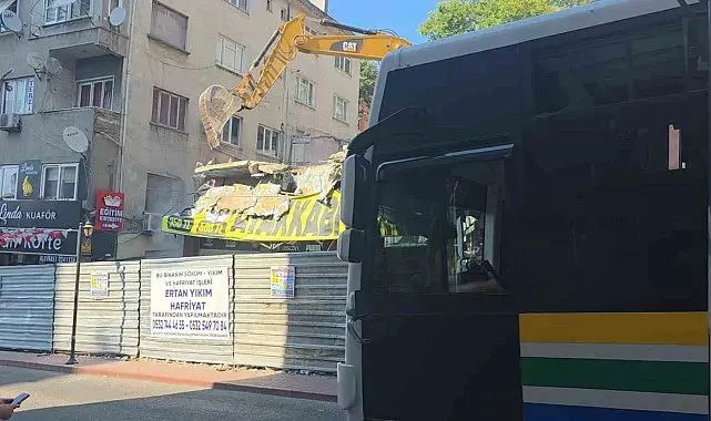 Vatandaşlardan iş yerinin yıkımında tepki