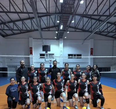 Siverek'te Spor Kriz: Kadın Voleybol Takımı da Ligden Çekildi