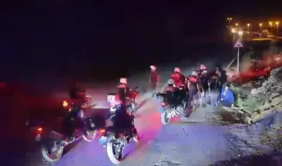Malatya'da Motosikletli Polislerden Sıkı Asayiş Denetimi: Çok Sayıda Silah ve Uyuşturucu Ele Geçirildi