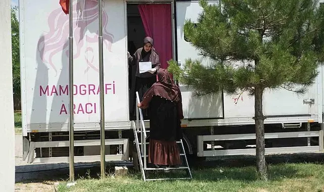 Muş'ta mobil mamografi aracıyla köy köy ücretsiz kanser taraması yapılıyor