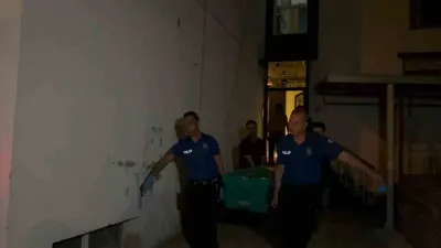 Adana'da Aile Faciası: Emekli Uzman Çavuş Boşandığı Eşini ve Oğlunu Vurduktan Sonra İntihar Etti