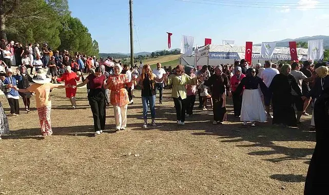 313 yıllık Karadede Panayırı'na binlerce kişi akın etti